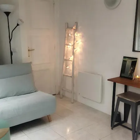 Cosy A 12m² Avec Terrasse Privee * Paris